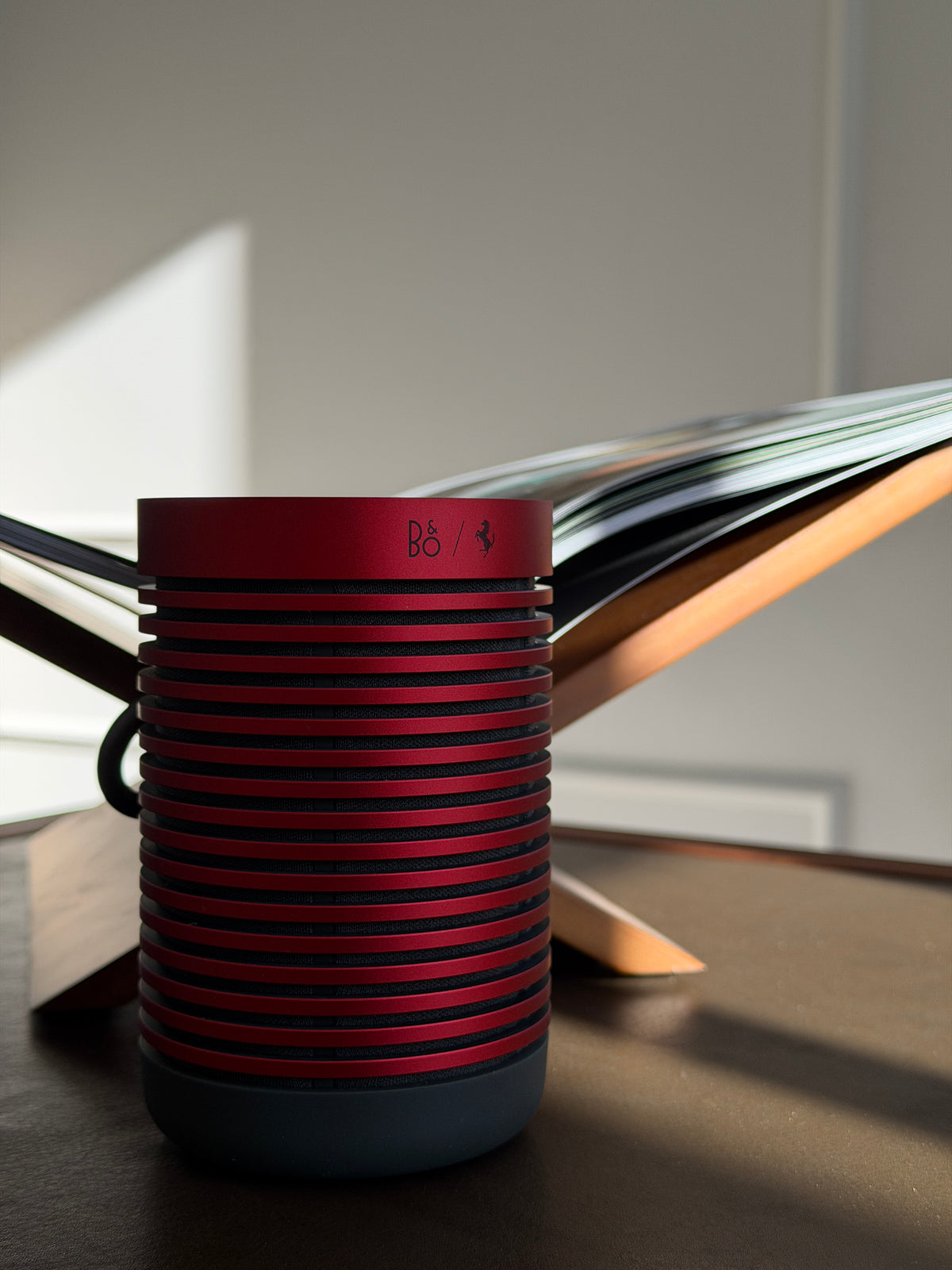 Beosound Explore Ferrari Edition